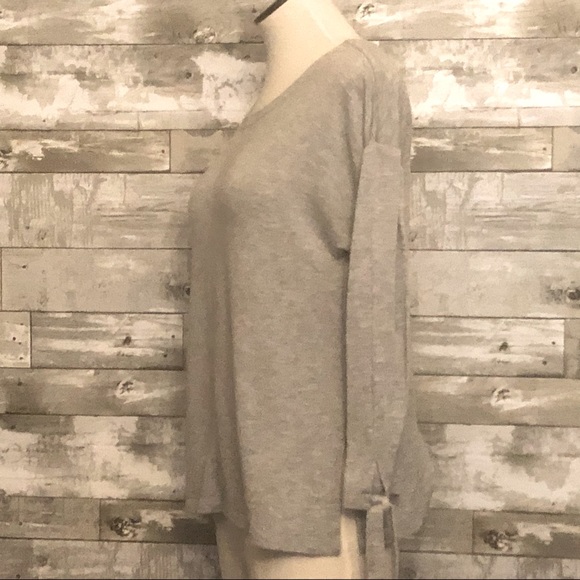 🟢 (2/$5) Sz S Ann Taylor LOFT Comfy Grey Tee Shirt - Picture 3 of 5
